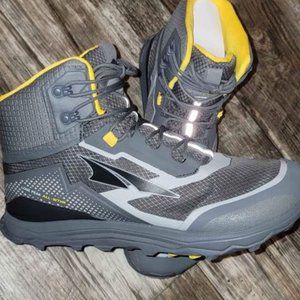 Altra Lone Peak ALL-WTHR Mid hiking boots
